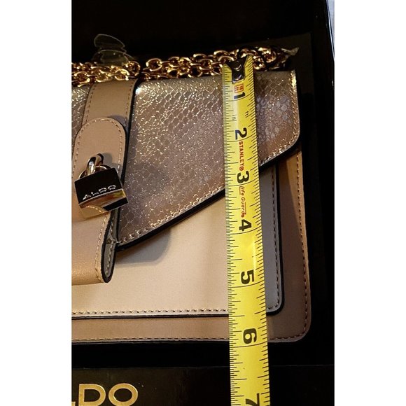 Aldo Tan And Beige 8.5x6x4 Inch Handbag With Gold Chain And Lock In Original Box - Picture 6 of 8